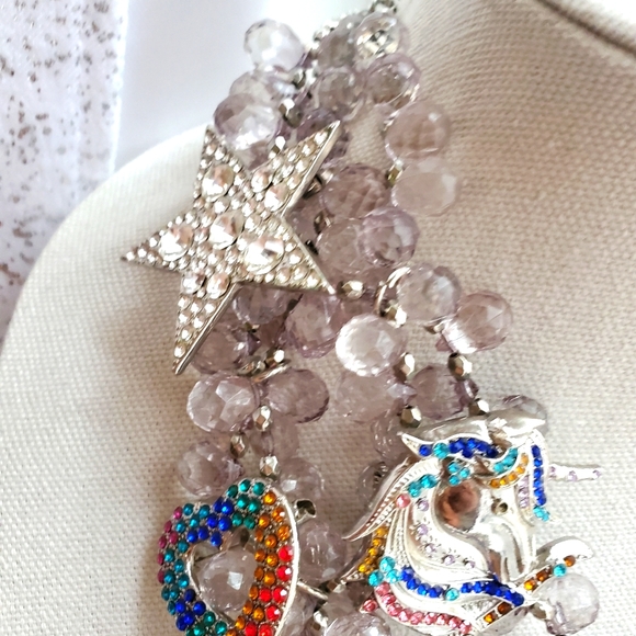 Broach bib necklace - Picture 2 of 3